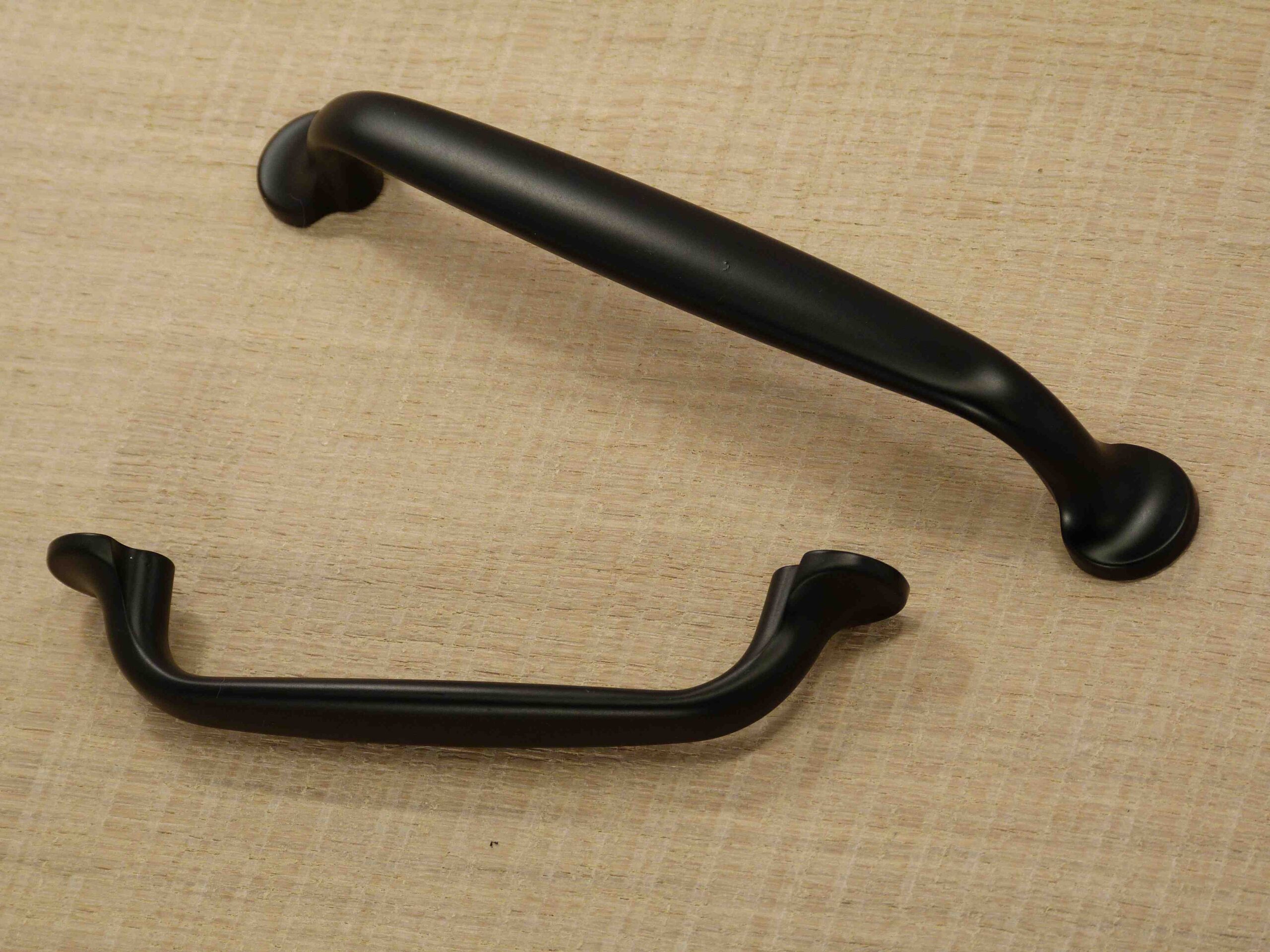 Greep Matic zwart wit geborsteld nikkel 96 en 128 mm